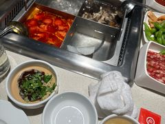 -海底捞火锅鲜切牛肉主题店(长寿路店)