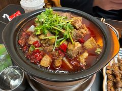 -许哥东北烧烤·铁丳烤串·宫后夹肉(繁花中心店)