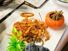 -刘姐啤酒鱼民族演艺餐厅(西街总店)