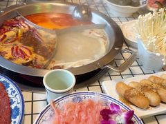 -山悦里 山野·鲜火锅(罗斯福广场店)