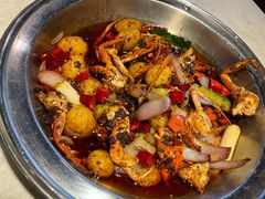 -休记光头香辣蟹干锅店(衣冠庙店)