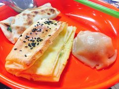 椰蓉面包-中央财经大学-食堂