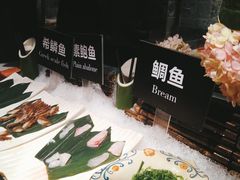 -领鲜活海鲜榴莲自助火锅(东门店)
