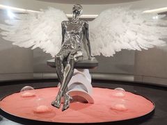 -涨巢·潮玩水疗局