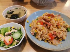 培根鲜露虾仁炒饭-红小满休闲餐厅(十全街店)