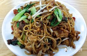 Ganjiang Beef and Egg Fried Noodles