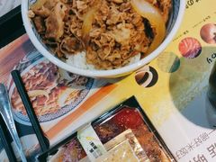 玉子特盛牛肉饭-吉野家(成都时代奥莱店)