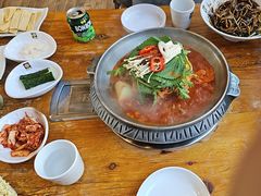 -喇喇排骨火锅·传统韩式脊骨汤(望京西园总店)