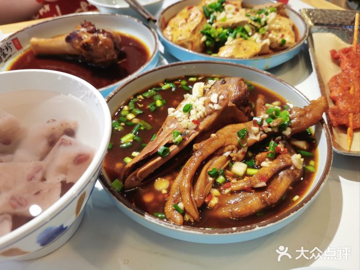 杨爱珍大排档(龙游店)鸭头图片