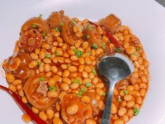 红酒黄豆焖猪尾巴-老头儿油爆虾(星光一期店)