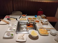 -海底捞火锅鲜切牛肉主题店(长寿路店)
