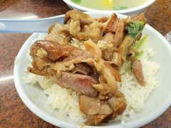 -猪脚洪隆江猪脚饭