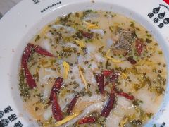 -渔语鱼酸菜鱼新川菜(来福士店)