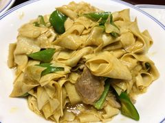 尖椒炒平山干豆腐-老厨家(友谊路总店)