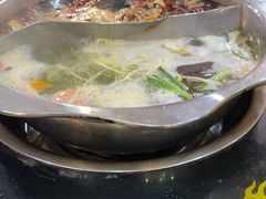 -储奇门鳝鱼火锅(总店)