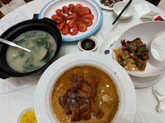 -东豪园林海鲜酒家(南港路辅路店)