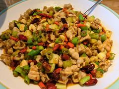 -严记小天府酸菜鱼(西四路店)