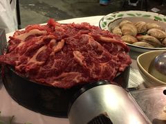 -鲜入围煮花胶鸡海鲜火锅