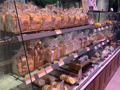 面包甜点陈列柜-巴黎贝甜(龙江店)