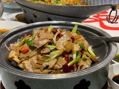 干锅鲜笋-小河盐帮·私家菜·烤鸭(三元桥·霄云路店)