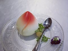 蟠桃杏仁豆腐-味+新京宴·烤鸭·北京菜(创意谷店)