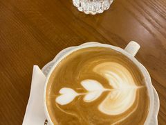 拿铁-ZAZA.CAFE.BAR