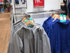 -优衣库(南宁江南万达店)