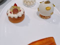 -潮一不贰·法式甜品·生日蛋糕·西式简餐(外滩店)