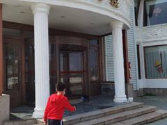 -皇冠明珠鱼翅楼(水上公园店)