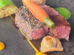 -岷山饭店·THE RIVER HOUSE西餐厅