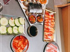 -围炉肉舍丹东海鲜烤肉·烤活鳗(步行街店)