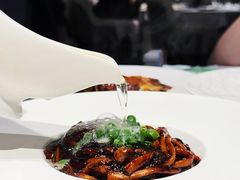 响油鳝丝-屋里厢上海菜馆