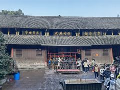 -峨眉山报国寺