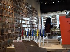 -猫的天空之城概念书店(杭州南宋御街店)