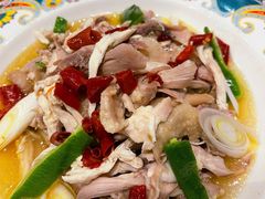 特色椒麻鸡-巴依老爷新疆美食(常营店)