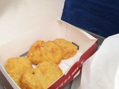 -肯德基(南京站A2检票口楼上)