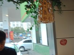 -老乡鸡(六安健康路加油站店)
