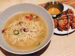 花雕鸡汤面-陈家生煎(世茂双子塔店)