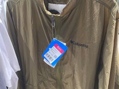 -唯品会(北京国瑞城店)