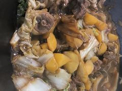 -粘豆包柴火铁锅炖