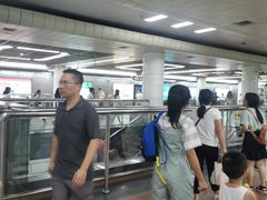 -公园前(地铁站)