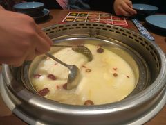 -快乐小羊·内蒙牛羊肉火锅(流花中心店)