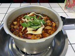 -晓彭肥肠鸡·泡椒鸡火锅(水木天地店)