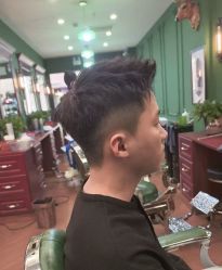 -尤司男士国潮理发馆
