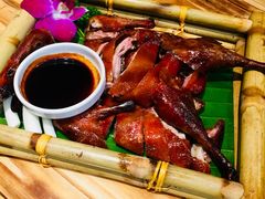 -老滇山寨•云南特色菜•地方菜•民族风情歌舞表演(金碧店)