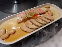 -HOMES上海本帮菜(襄阳公园店)
