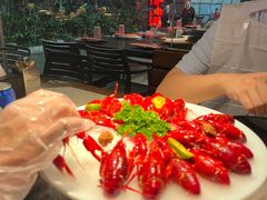-沪小胖·小龙虾·蓝龙王(八佰伴店)