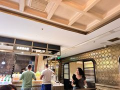 -半岛翡丽海鲜自助餐厅(观风亭店)