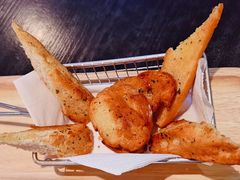 餐前面包-C&R西班牙餐厅