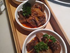 -左庭右院鲜牛肉火锅(浦江欢乐颂店)